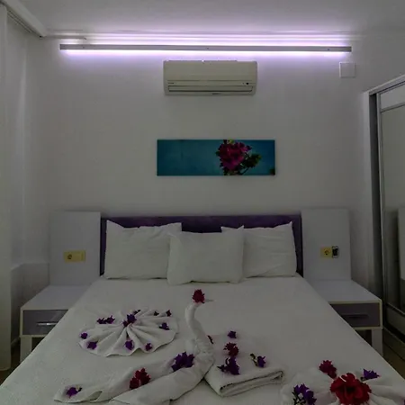 Hotel Aydos & Breeze Restaurant *