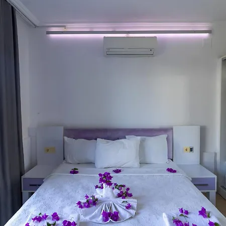 Aydos Hotels & Breeze Restaurant *