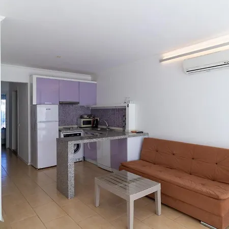 Aydos Hotels & Breeze Restaurant Hotel *