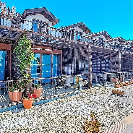 Aydos & Breeze Restaurant 5* Дальян